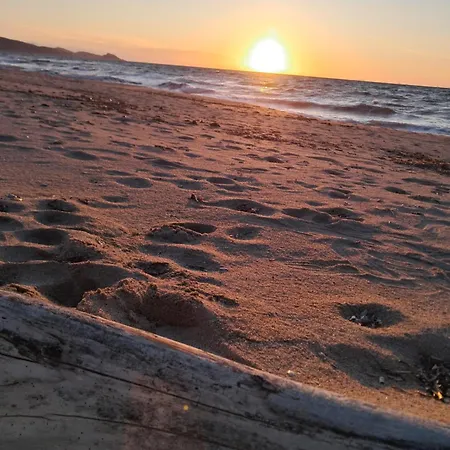 Apartamento Max House A Un Passo Dal Mare Badesi