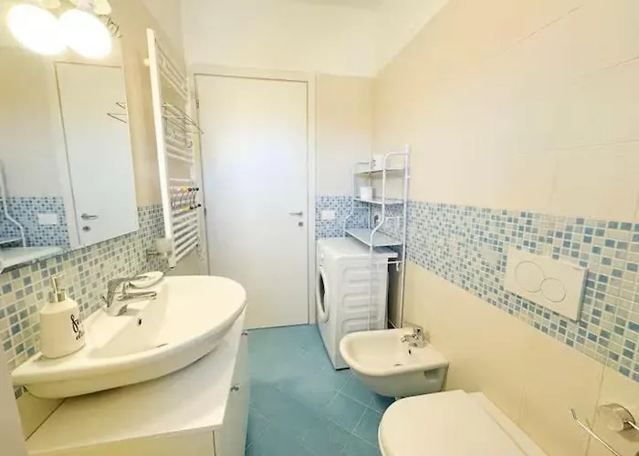 Max House A Un Passo Dal Mare Апартаменты