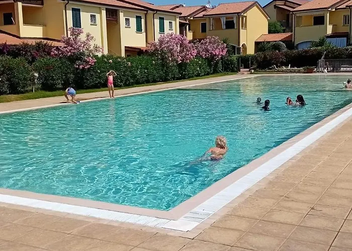 Апартаменты Max House A Un Passo Dal Mare Бадеси