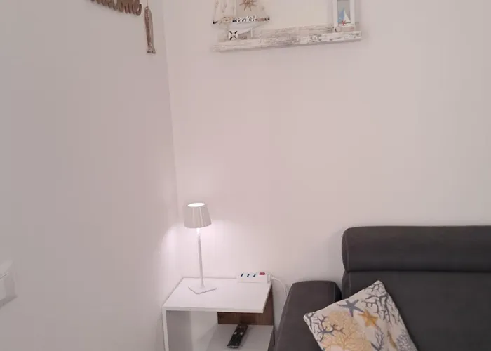 Max House A Un Passo Dal Mare * Бадеси